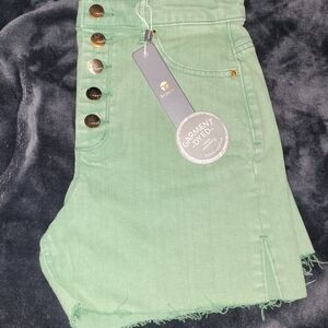 Tractr High Waist Green Shorts with Distressed Detailing
